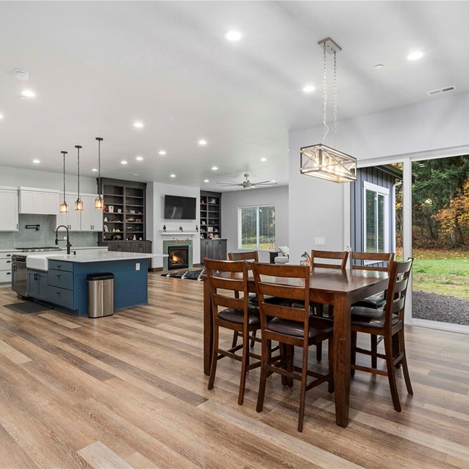 Luxury Rambler on 15 Acres with Rainier Views — photo 3